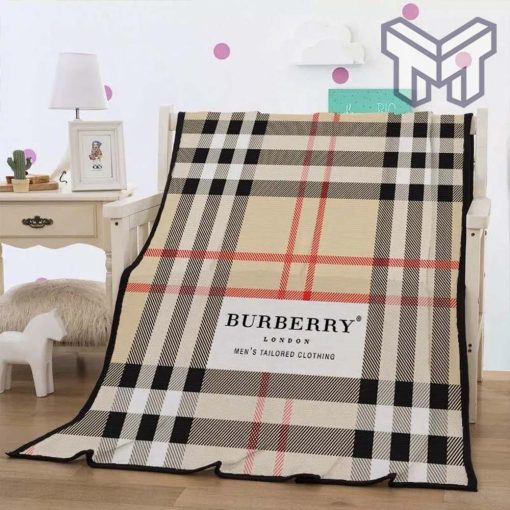 Burberry fashion luxury brand fleece blanket comfortable blanket