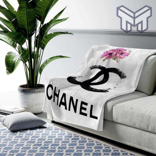 Chanel Flower Fashion Luxury Brand Premium Blanket Fleece Living Room Luxury Blanket For Home