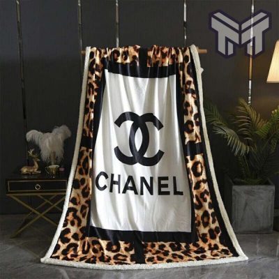 Chanel leopard pattern luxury brand premium quilt blanket fleece hot 2023 for home decor