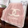 Chanel pinky luxury brand premium blanket fleece hot 2023 for home decor special gift for family friend