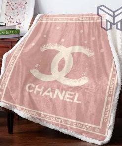 Chanel pinky luxury brand premium blanket fleece hot 2023 for home decor special gift for family friend