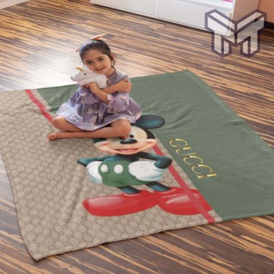 Gucci mickey luxury brand logo premium blanket fleece thin blanket to keep warm