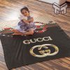 Gucci snake vip luxury brand logo premium blanket fleece thin blanket to keep warm