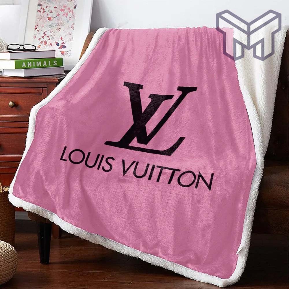 Louis vuitton black logo pinky luxury brand blanket hot 2023 for