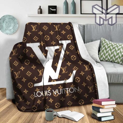 Louis vuitton white logo brown blanket hot 2023 for home decor special gift