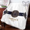 White Versace Logo Fashion Luxury Brand Premium Blanket Fleece Living Room Luxury Blanket For Home