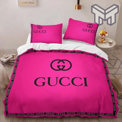 Gucci Bedding Set, Gucci Pinky Fashion Logo Luxury Brand Bedding Set Home Decor