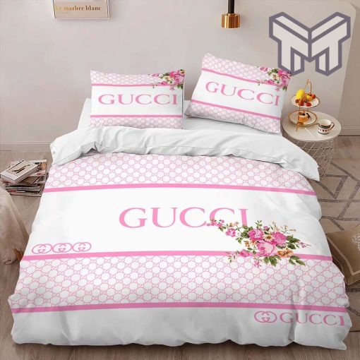 Gucci Bedding Set, Gucci Pinky Logo Luxury Brand High-End Bedding Set Home Decor