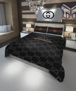 Gucci Bedding Set, Gucci Small Fashion Logo Luxury Brand Premium Bedding Set Home Decor