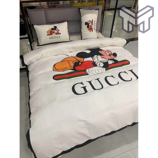 Gucci Bedding Set, Gucci White Mickey New Hot Logo Luxury Brand High-End Bedding Set Home Decor