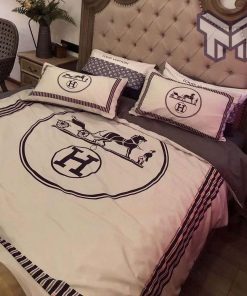 Hermes Bedding Set, Hermes White Luxury Brand Bedding Set Home Decor