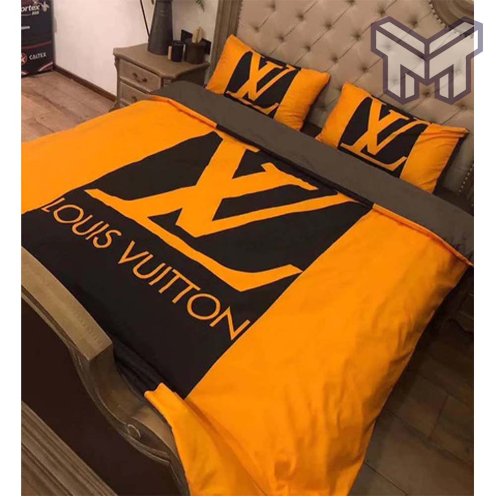 Louis Vuitton Hot Logo Limited Edition Luxury Brand High-End Bedding Set LV  Home Decor