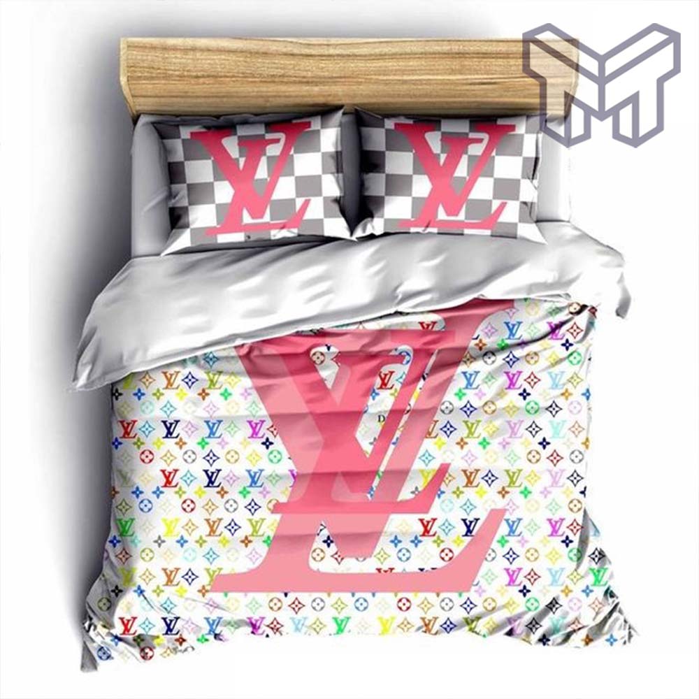 Louis Vuitton Bedding Set, Louis Vuitton Pinky Bedding Set, LV Home Decor -  Muranotex Store