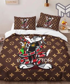 Louis Vuitton Snake Logo Luxury Brand Bedding Set Bedspread Duvet Cover Set Home Decor