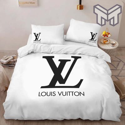 Louis Vuitton White Luxury Brand Bedding Set LV Home Decor 