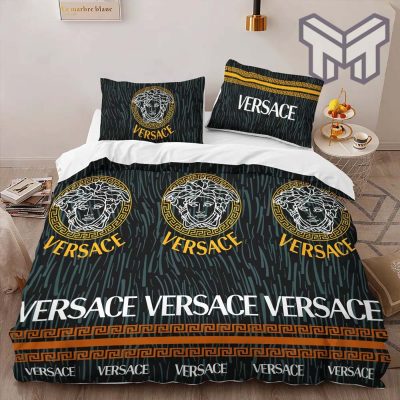 Versace Hot Luxury Brand Logo High-End Bedding Set LV Home Decor