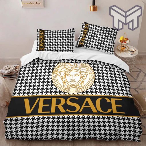 Versace Luxury Brand Logo High-End Bedding Set LV Home Decor