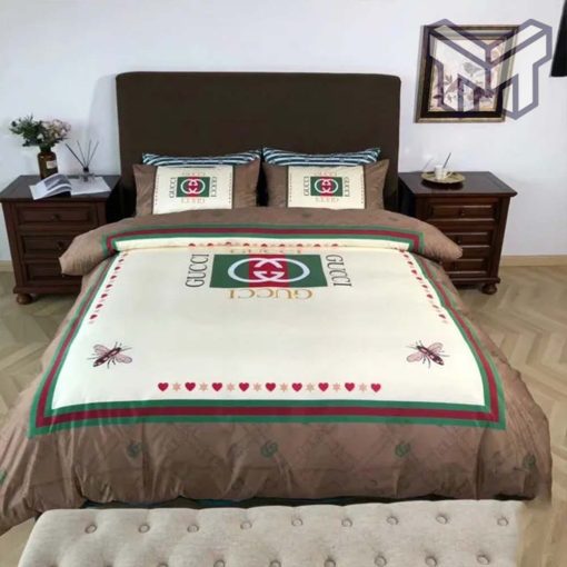 Gucci Bedding Set, Gucci Bee Heart Luxury Brand Bedding Set Bedspread Duvet Cover Set Home Decor