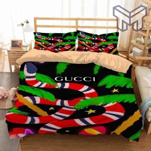 Gucci Bedding Set, Gucci Big Snake Fashion Logo Luxury Brand Bedding Set Home Decor