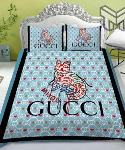 Gucci Bedding Set, Gucci Cat Luxury Brand High-End Bedding Set Home Decor