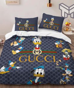 Gucci Bedding Set, Gucci Donald New Fashion Logo Premium Luxury Brand High-End Bedding Set LV Home Decor