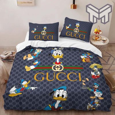 Gucci Bedding Set, Gucci Donald New Fashion Logo Premium Luxury Brand High-End Bedding Set LV Home Decor