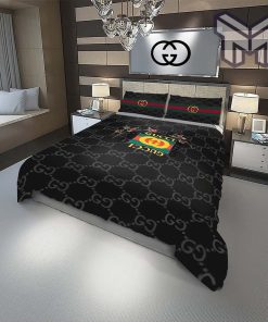 Gucci Bedding Set, Gucci Flowers Fashion Logo Luxury Brand Premium Bedding Set Home Decor