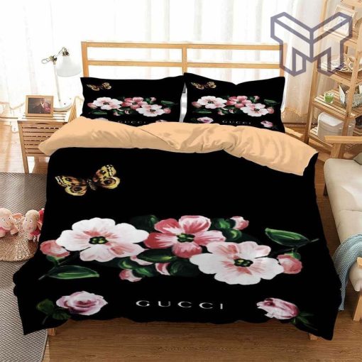 Gucci Bedding Set, Gucci Flowers Fashion Luxury Brand Bedding Set Home Decor