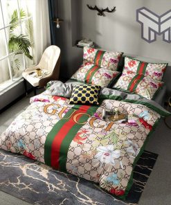 Gucci Bedding Set, Gucci Flowers Luxury Brand High-End Bedding Set Home Decor