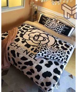 chanel-bedding-sets-chanel-luxury-brand-high-end-bedding-set-home-decor