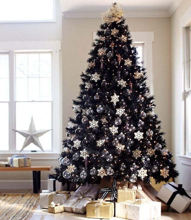 Make a Statement: Unique and Fashionable Christmas Tree Toppers