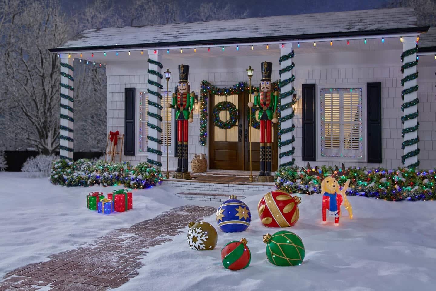 Fashionable Festivities Outdoor Christmas Decorations for Trendsetters