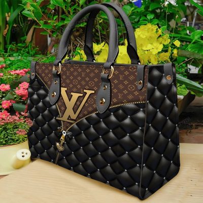Louis Vuitton bag, Louis Vuitton Brown Black Luxury Brand Fashion Premium Women Small Handbag For Beauty